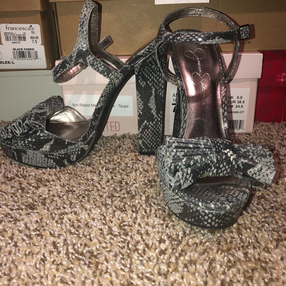 Jessica Simpson heels